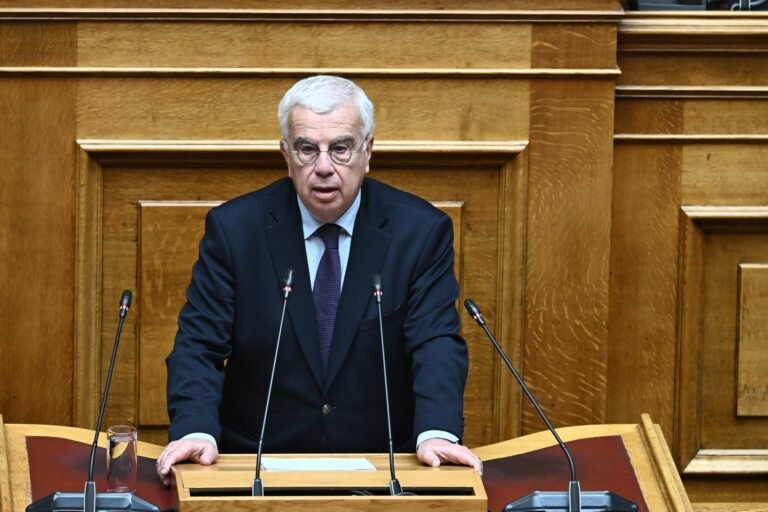 Κοινοβουλευτικός-εκπρόσωπος-της-ΝΔ-ο-Στράτος-Σιμόπουλος