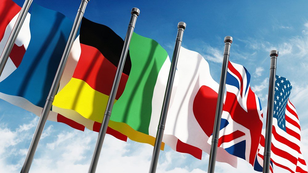 g7: Συγκρούσεις διαδηλωτών και αστυνομίας στη Γενεύη – Επιθέσεις κατά γραφείων ΟΗΕ και άλλων κτιρίων g7:-Συγκρούσεις-διαδηλωτών-και-αστυνομίας-στη-Γενεύη-–-Επιθέσεις-κατά-γραφείων-ΟΗΕ-και-άλλων-κτιρίων