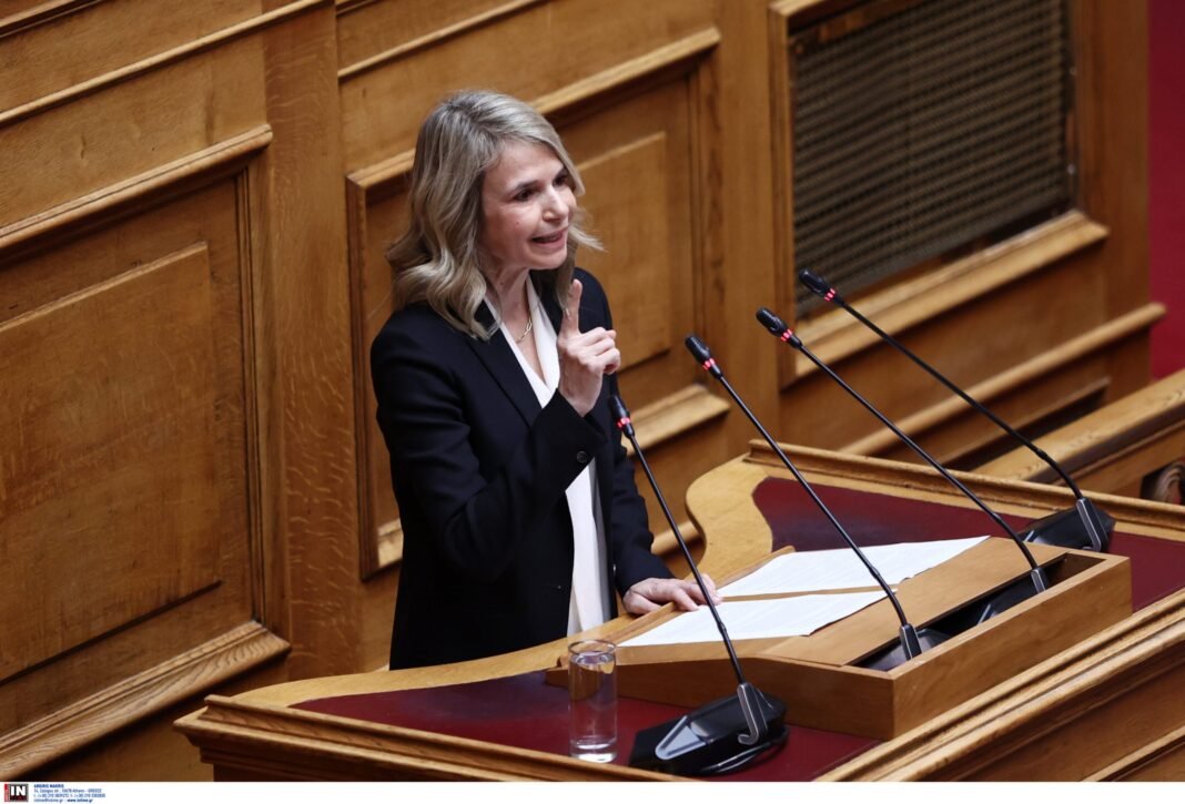 Αποστολάκη στον Realfm 97,8: Εάν ανήκαμε στους τζαμπατζήδες, δεν θα είχαμε πληρώσει αυτό το σκληρό τίμημα για να είναι σήμερα η χώρα όρθια Αποστολάκη-στον-realfm-97,8:-Εάν-ανήκαμε-στους-τζαμπατζήδες,-δεν-θα-είχαμε-πληρώσει-αυτό-το-σκληρό-τίμημα-για-να-είναι-σήμερα-η-χώρα-όρθια