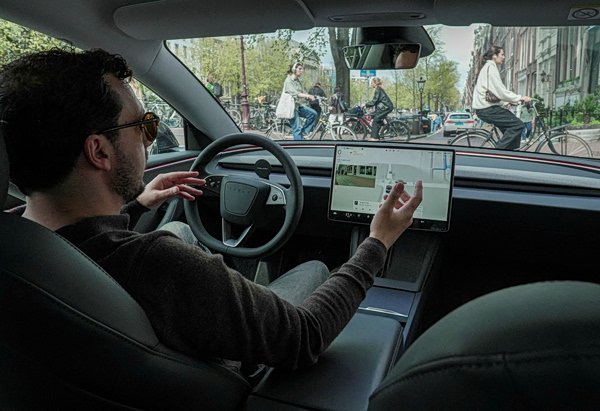 Tesla: Η Σουηδία μπλοκάρει το Full Self-Driving στην Ευρώπη λόγω υπέρβασης ορίων ταχύτητας tesla:-Η-Σουηδία-μπλοκάρει-το-full-self-driving-στην-Ευρώπη-λόγω-υπέρβασης-ορίων-ταχύτητας