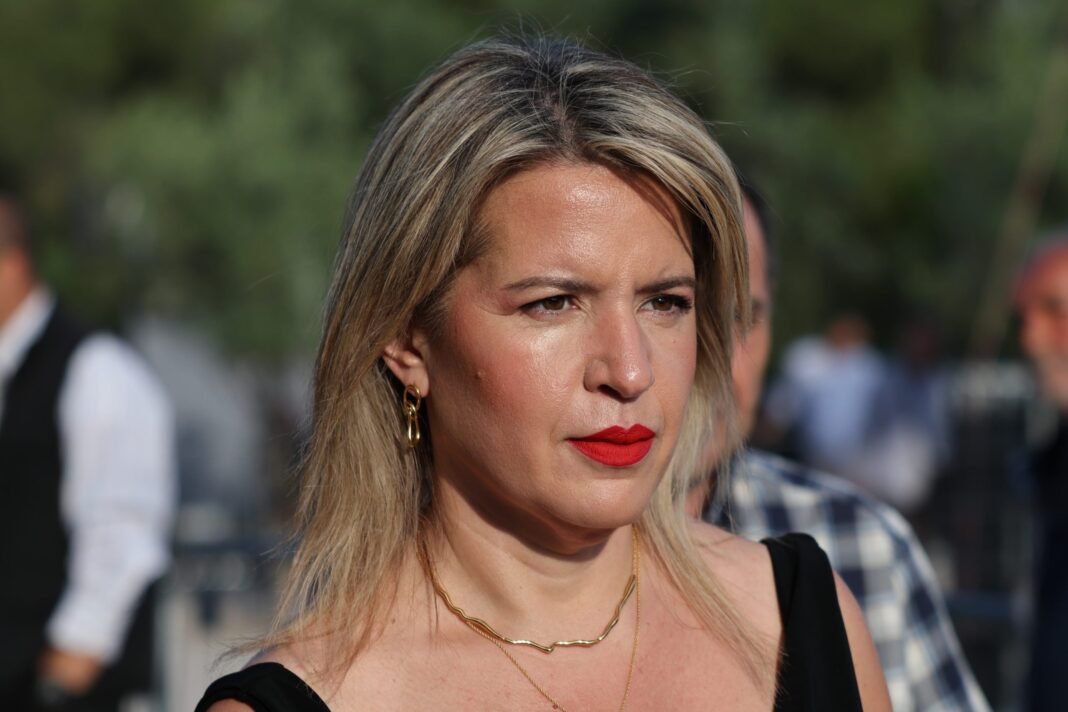 ΕΛΑΣ – Μαριζέτα Αντωνοπούλου: Θα φορολογήσουμε τον υπερπλούτο, τα διαμερίσματα με πισίνες και τα κότερα που ΕΛΑΣ-–-Μαριζέτα-Αντωνοπούλου:-Θα-φορολογήσουμε-τον-υπερπλούτο,-τα-διαμερίσματα-με-πισίνες-και-τα-κότερα-που