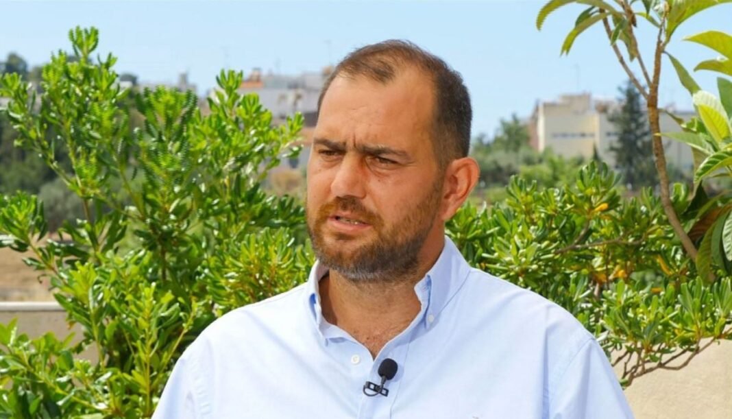 Ανδρέας Γ. Παπανδρέου: Όσα είπε για τον παππού του – «Δεν φτιάχνεται ο πολιτικός μέσα σε στούντιο ή σε αλγόριθμους» Ανδρέας-Γ.-Παπανδρέου:-Όσα-είπε-για-τον-παππού-του-–-«Δεν-φτιάχνεται-ο-πολιτικός-μέσα-σε-στούντιο-ή-σε-αλγόριθμους»