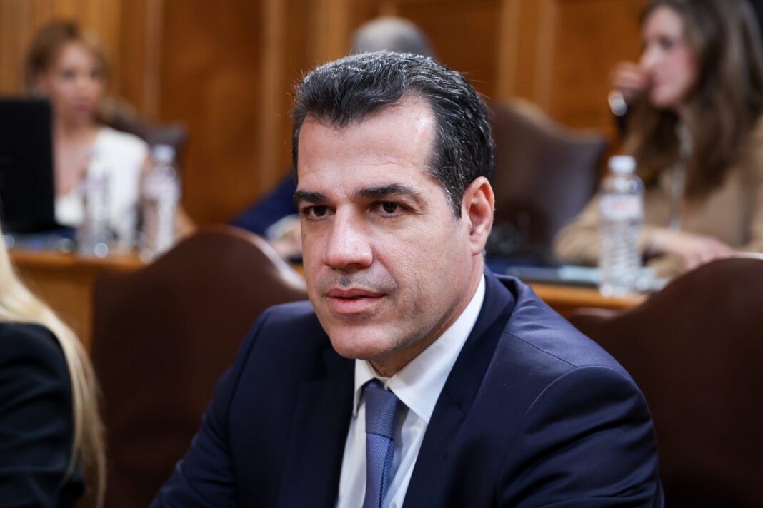 Πλεύρης στον Realfm 97,8: Έχουμε 30% αύξηση στις επιστροφές μεταναστών – Τι είπε για τις ροές από τη Λιβύη και την Τουρκία Πλεύρης-στον-realfm-97,8:-Έχουμε-30%-αύξηση-στις-επιστροφές-μεταναστών-–-Τι-είπε-για-τις-ροές-από-τη-Λιβύη-και-την-Τουρκία