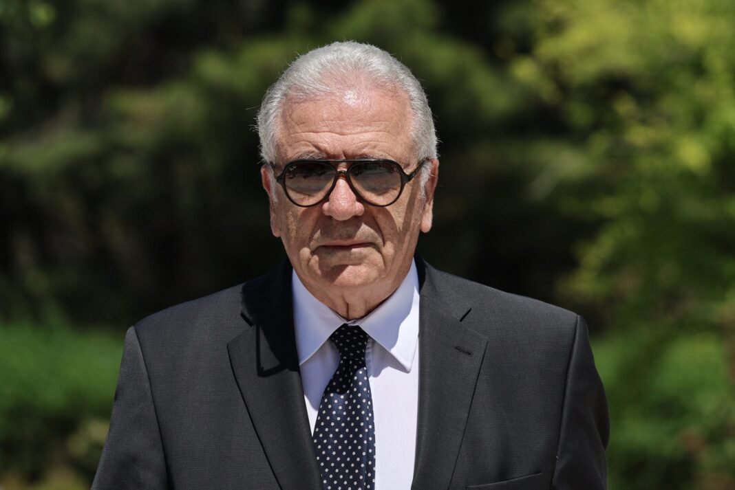 Κομισιόν: Η δραστηριότητα του Δημήτρη Αβραμόπουλου στη ΜΚΟ Fight Impunity είχε λάβει την έγκριση της Επιτροπής Κομισιόν:-Η-δραστηριότητα-του-Δημήτρη-Αβραμόπουλου-στη-ΜΚΟ-fight-impunity-είχε-λάβει-την-έγκριση-της-Επιτροπής