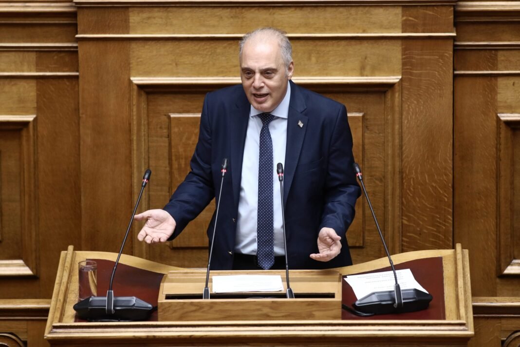 Βουλή – Βελόπουλος: Έχουμε συγκεκριμένο πρόγραμμα – Tέλος οι γαλάζιες ακρίδες, οι γαλάζιοι λαγοκέφαλοι και οι γαλάζιες κομπίνες Βουλή-–-Βελόπουλος:-Έχουμε-συγκεκριμένο-πρόγραμμα-–-tέλος-οι-γαλάζιες-ακρίδες,-οι-γαλάζιοι-λαγοκέφαλοι-και-οι-γαλάζιες-κομπίνες