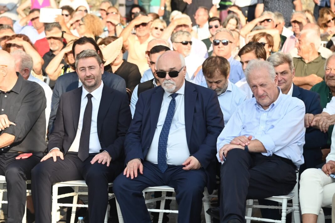 Ανδρουλάκης στην εκδήλωση του ΠΑΣΟΚ στο Καλέντζι: «Ο Ανδρέας Παπανδρέου συνεχίζει να εμπνέει – Είναι ο μεγάλος απών, παραμένει όμως αδιάλειπτα παρών» Ανδρουλάκης-στην-εκδήλωση-του-ΠΑΣΟΚ-στο-Καλέντζι:-«Ο-Ανδρέας-Παπανδρέου-συνεχίζει-να-εμπνέει-–-Είναι-ο-μεγάλος-απών,-παραμένει-όμως-αδιάλειπτα-παρών»
