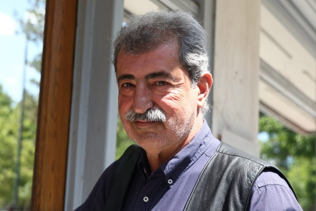 Πολάκης:-Αποχώρησε-από-τη-συνεδρίαση-της-ΠΓ-του-ΣΥΡΙΖΑ-–-«Κατάσταση-αυτοεξευτελισμού-και-διάλυσης»