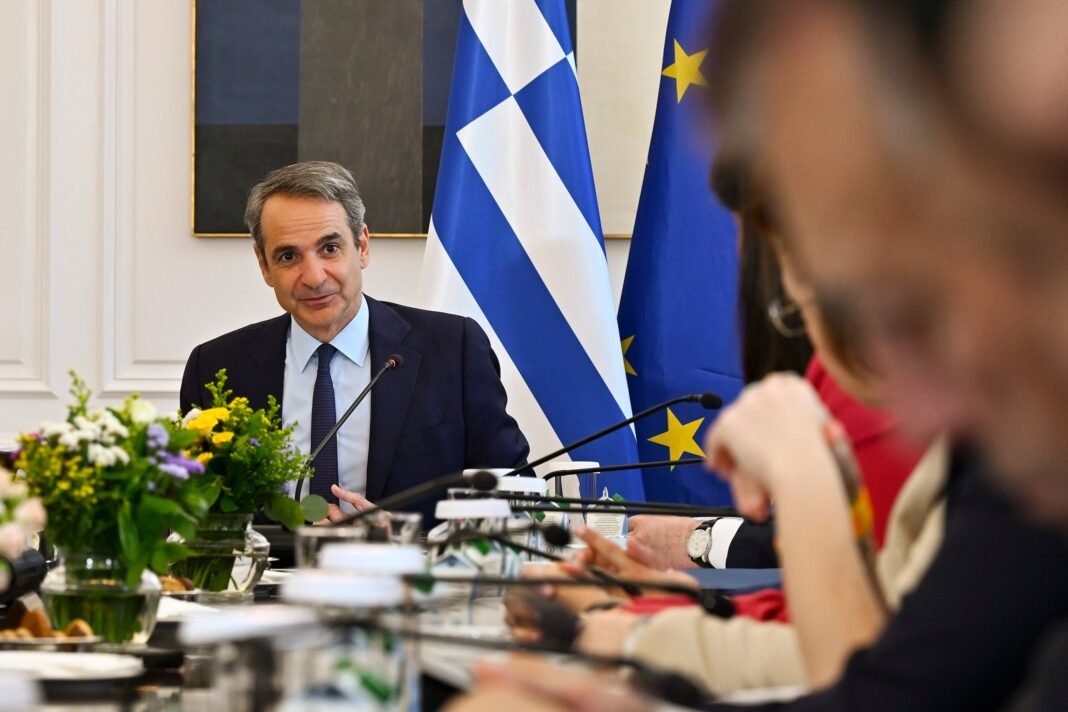Μητσοτάκης: Υποχρέωσή μας για να κρατήσουμε ασφαλή την Ελλάδα, να είμαστε στην πρώτη γραμμή της παγκόσμιας τεχνολογίας και τεχνογνωσίας Μητσοτάκης:-Υποχρέωσή-μας-για-να-κρατήσουμε-ασφαλή-την-Ελλάδα,-να-είμαστε-στην-πρώτη-γραμμή-της-παγκόσμιας-τεχνολογίας-και-τεχνογνωσίας