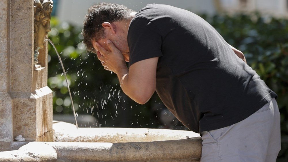 Καύσωνας:-Ο-πιο-ακραίος-Ιούνιος-στην-ιστορία-της-Βρετανίας