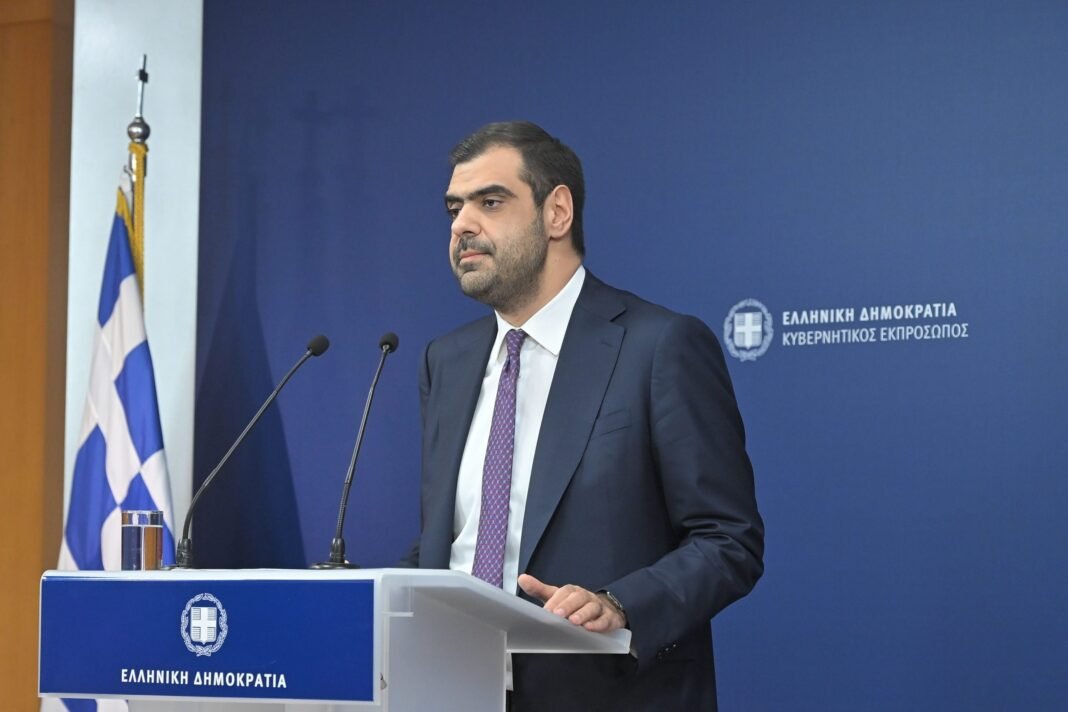 Παύλος-Μαρινάκης:-Η-εντιμότητα-Τσίπρα-είναι-το-πιο-σύντομο-πολιτικό-ανέκδοτο-των-τελευταίων-ετών