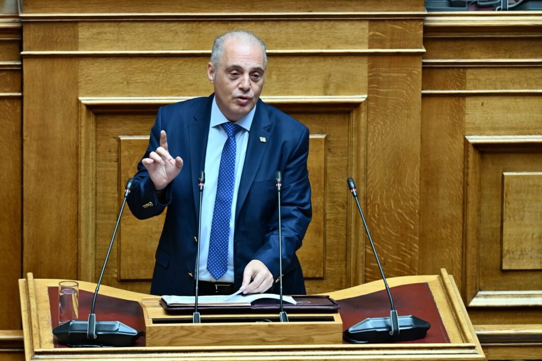 Νέα Αριστερά: Υπέβαλε μήνυση κατά του Κυριάκου Βελόπουλου για υποκίνηση βίας Νέα-Αριστερά:-Υπέβαλε-μήνυση-κατά-του-Κυριάκου-Βελόπουλου-για-υποκίνηση-βίας