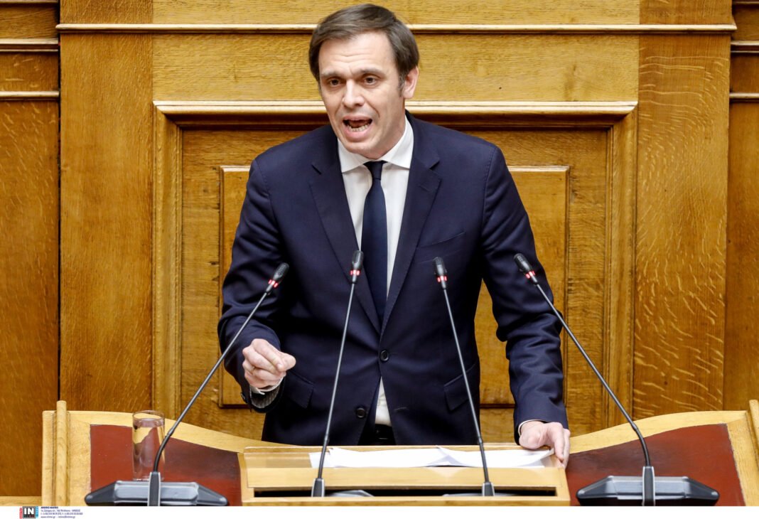 Μάντζος-στον-realfm-97,8:-Πρόσκαιρη-η-ανακατάταξη-στις-δημοσκοπήσεις-–-Το-κόμμα-Τσίπρα-αντιγράφει-τις-προτάσεις-του-ΠΑΣΟΚ