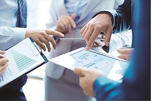 ey: Οι έλληνες επιχειρηματίες σχεδιάζουν προσλήψεις και επενδύσεις παρά τη αυξημένη αβεβαιότητα ey:-Οι-έλληνες-επιχειρηματίες-σχεδιάζουν-προσλήψεις-και-επενδύσεις-παρά-τη-αυξημένη-αβεβαιότητα