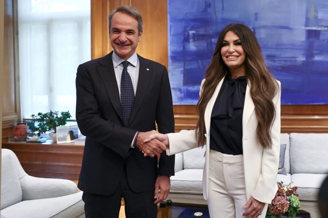 Δείπνο Μητσοτάκη στο Μέγαρο Μαξίμου προς τιμήν της Κίμπερλι Γκιλφόιλ Δείπνο-Μητσοτάκη-στο-Μέγαρο-Μαξίμου-προς-τιμήν-της-Κίμπερλι-Γκιλφόιλ