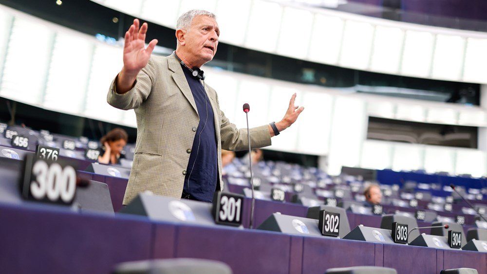 bloomberg: Χάκαραν τον Στέλιο Κούλογλου ενώ ερευνούσε το ίδιο το λογισμικό pegasus bloomberg:-Χάκαραν-τον-Στέλιο-Κούλογλου-ενώ-ερευνούσε-το-ίδιο-το-λογισμικό-pegasus