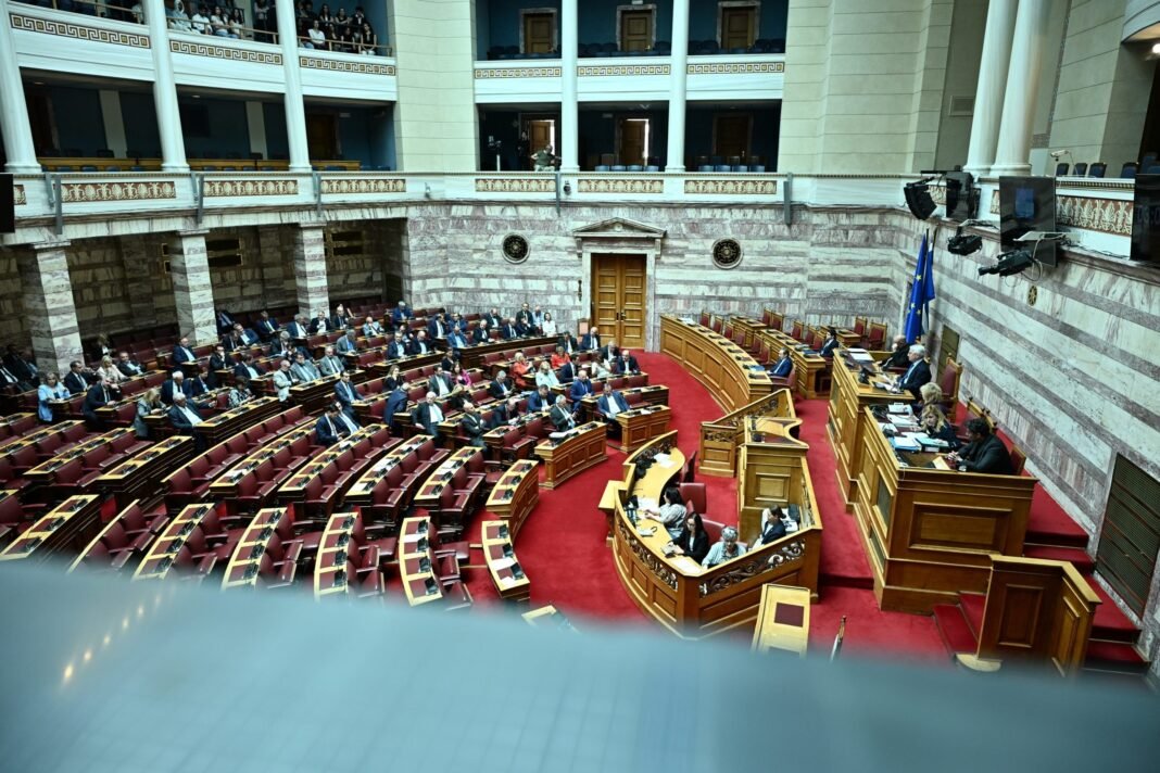 Βουλή: Απορρίφθηκε από τη ΝΔ το αίτημα για κλήτευση στην Επιτροπή Θεσμών των Ντίλιαν και Δημητριάδη – Τι καταγγέλλει η αντιπολίτευση Βουλή:-Απορρίφθηκε-από-τη-ΝΔ-το-αίτημα-για-κλήτευση-στην-Επιτροπή-Θεσμών-των-Ντίλιαν-και-Δημητριάδη-–-Τι-καταγγέλλει-η-αντιπολίτευση
