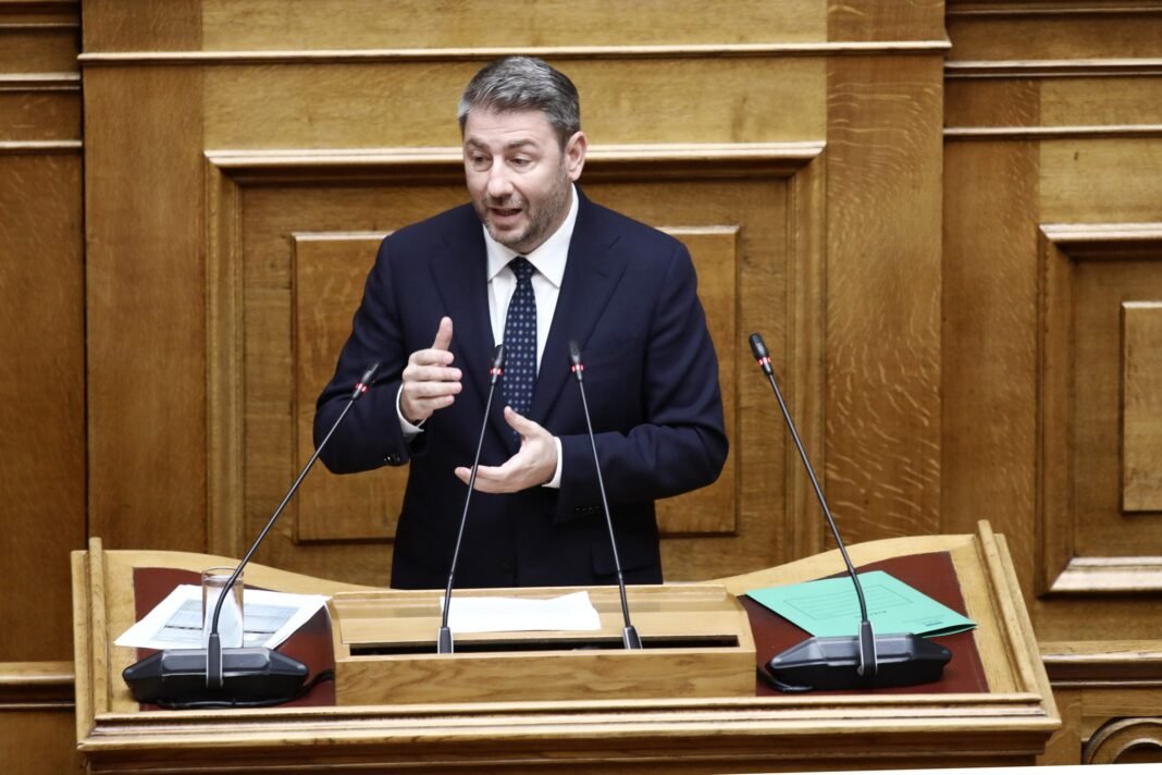 Ανδρουλάκης: «Ο Μητσοτάκης μάς ρωτά επίμονα πόσο κοστίζει η πρότασή μας για τη 13η σύνταξη, γιατί μάλλον έχασε αυτό το… επεισόδιο» Ανδρουλάκης:-«Ο-Μητσοτάκης-μάς-ρωτά-επίμονα-πόσο-κοστίζει-η-πρότασή-μας-για-τη-13η-σύνταξη,-γιατί-μάλλον-έχασε-αυτό-το…-επεισόδιο»