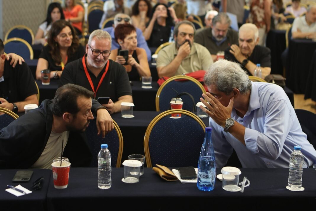 ΣΥΡΙΖΑ: Συνεδριάζει η Κεντρική Επιτροπή με απαρτία μέσω zoom – Τα μηνύματα Δούρου, Παππά και η πρόταση για αναβολή μίας εβδομάδας ΣΥΡΙΖΑ:-Συνεδριάζει-η-Κεντρική-Επιτροπή-με-απαρτία-μέσω-zoom-–-Τα-μηνύματα-Δούρου,-Παππά-και-η-πρόταση-για-αναβολή-μίας-εβδομάδας