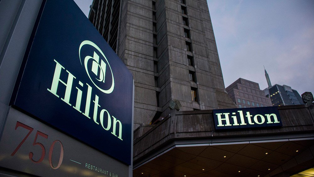 bloomberg: Η hilton σχεδιάζει να αποχωρήσει από ξενοδοχεία της Φρανκφούρτης μετά τις κυρώσεις στον Ιρανό ιδιοκτήτη – “χρηματοδότη” του Χαμενεΐ bloomberg:-Η-hilton-σχεδιάζει-να-αποχωρήσει-από-ξενοδοχεία-της-Φρανκφούρτης-μετά-τις-κυρώσεις-στον-Ιρανό-ιδιοκτήτη-–-“χρηματοδότη”-του-Χαμενεΐ