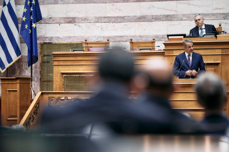 Νέα-Δημοκρατία:-Τα-μηνύματα-Μητσοτάκη,-η-ΔΕΘ-και-οι-αιχμές-για-τον-ΟΠΕΚΕΠΕ-–-Όσα-έγιναν-στη-συνεδρίαση-της-ΚΟ