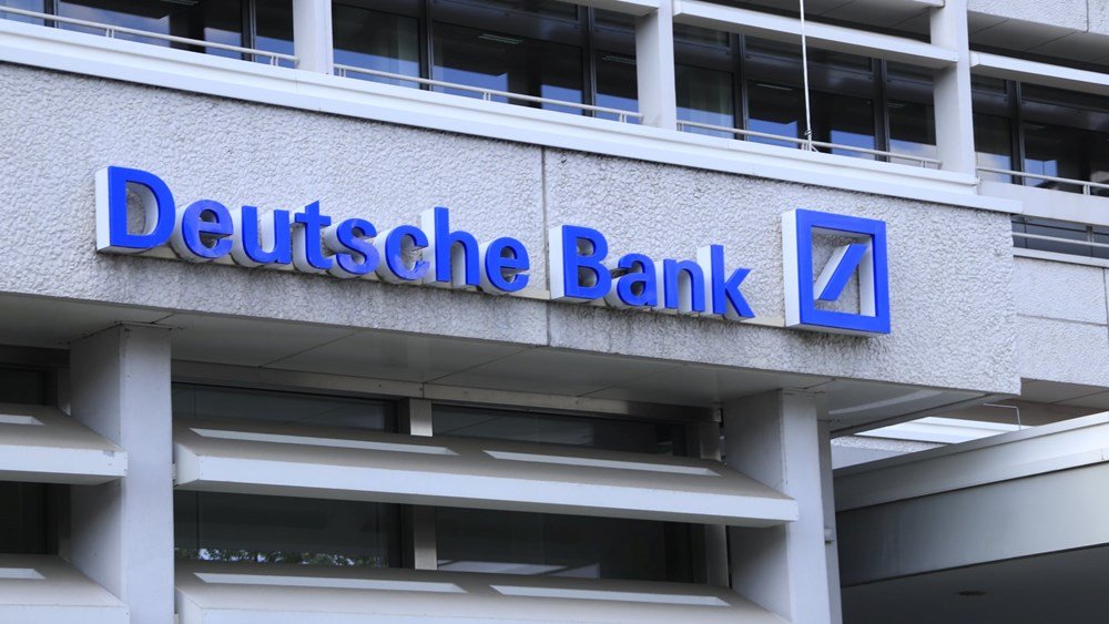 Γερμανία: ‘Έφοδος στα γραφεία της Deutsche Bank στο πλαίσιο της έρευνας για το σκάνδαλο cum-cum Γερμανία:-‘Έφοδος-στα-γραφεία-της-deutsche-bank-στο-πλαίσιο-της-έρευνας-για-το-σκάνδαλο-cum-cum