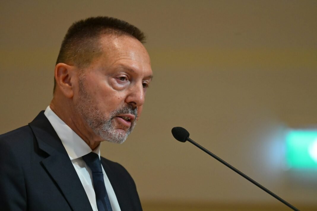 Γ. Στουρνάρας: Βιώσιμο το ασφαλιστικό αρκεί να μην κάνουμε τρέλες Γ.-Στουρνάρας:-Βιώσιμο-το-ασφαλιστικό-αρκεί-να-μην-κάνουμε-τρέλες