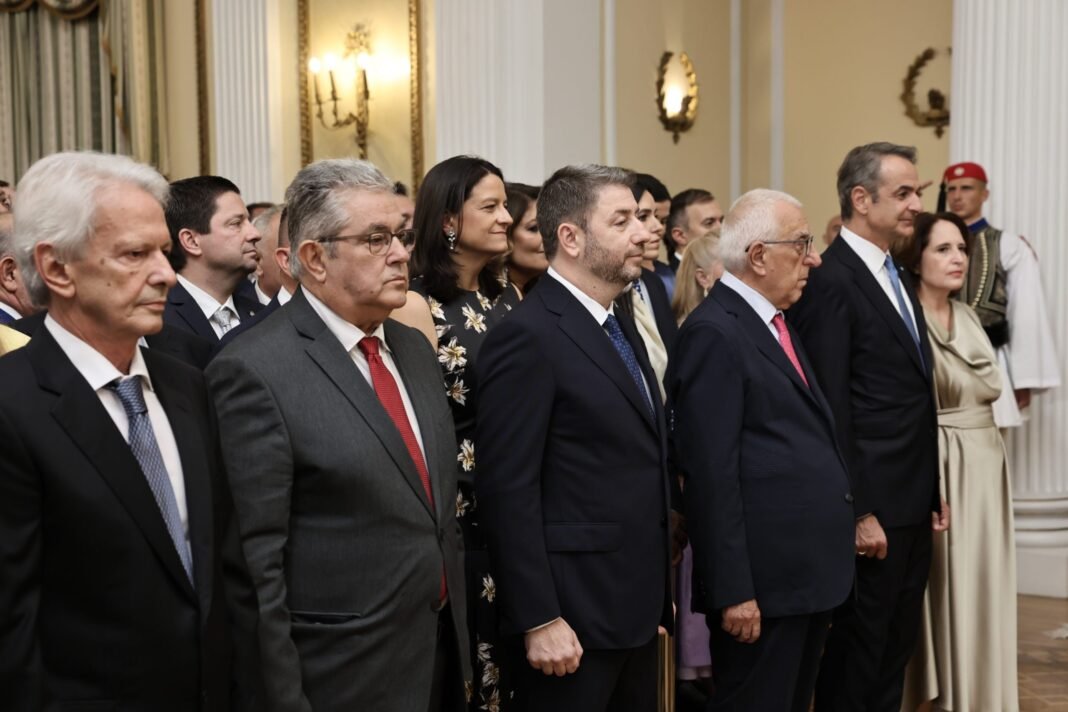 Live η δεξίωση στο Προεδρικό Μέγαρο για την 52η επέτειο αποκατάστασης της Δημοκρατίας live-η-δεξίωση-στο-Προεδρικό-Μέγαρο-για-την-52η-επέτειο-αποκατάστασης-της-Δημοκρατίας