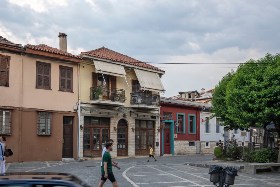Φοιτητική στέγη: Από 200 έως 700 ευρώ τα ενοίκια σε Πάτρα, Ιωάννινα, Λάρισα – Ποιες οι παγίδες Φοιτητική-στέγη:-Από-200-έως-700-ευρώ-τα-ενοίκια-σε-Πάτρα,-Ιωάννινα,-Λάρισα-–-Ποιες-οι-παγίδες