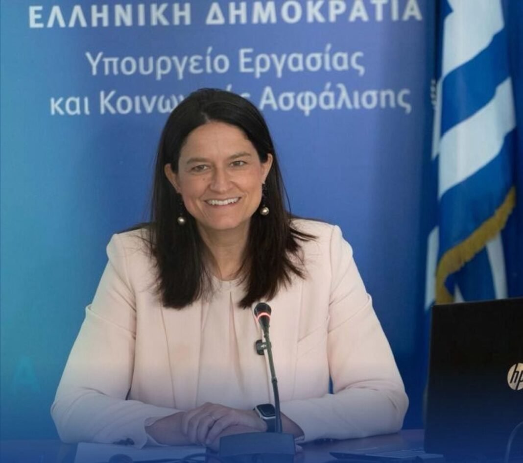 Ειδική άδεια και παροχή προστασίας της μητρότητας: Η νέα υπουργική απόφαση – Οι 6 άξονες Ειδική-άδεια-και-παροχή-προστασίας-της-μητρότητας:-Η-νέα-υπουργική-απόφαση-–-Οι-6-άξονες
