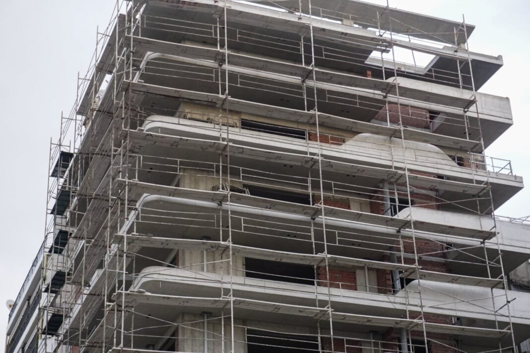 ΕΛΣΤΑΤ: Άνοδος 10,6% στον όγκο της οικοδομικής δραστηριότητας τον Απρίλιο ΕΛΣΤΑΤ:-Άνοδος-10,6%-στον-όγκο-της-οικοδομικής-δραστηριότητας-τον-Απρίλιο