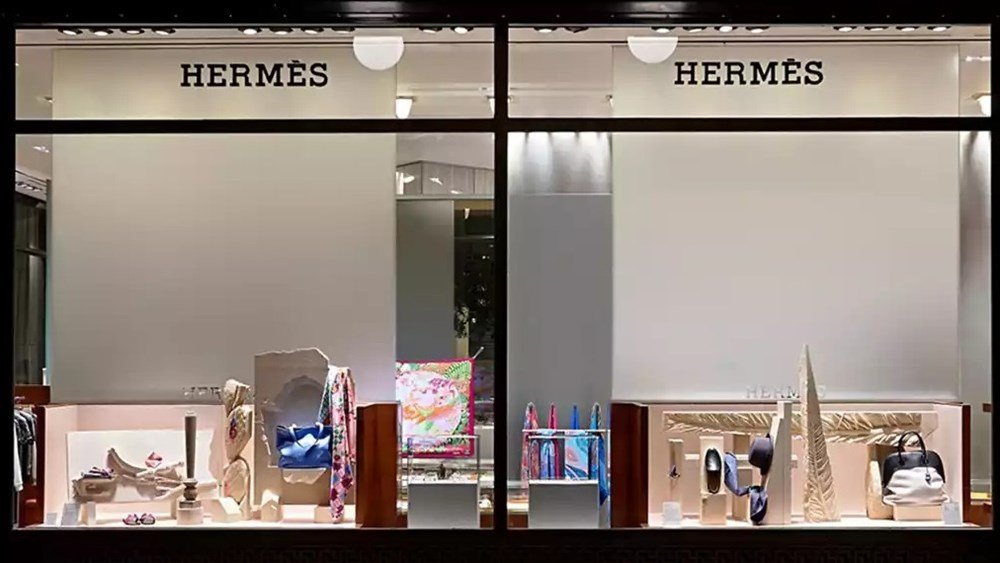 hermes:-Αύξηση-πωλήσεων-πάνω-από-τις-εκτιμήσεις-στο-β’-τρίμηνο-–-Ανθεκτική-παρά-την-κάμψη-στην-αγορά-πολυτελών-ειδών