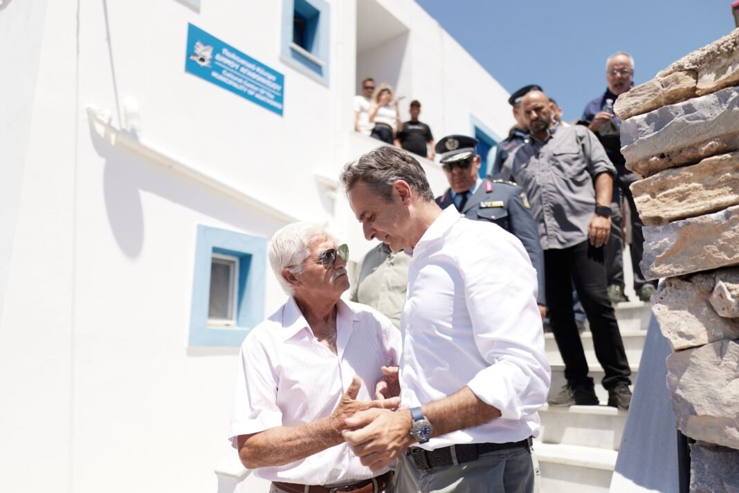 Μητσοτάκης από Αγαθονήσι: «Μειώθηκαν οι μεταναστευτικές ροές – είναι προσωπική μου δέσμευση ότι θα σας φτιάξω το λιμάνι» Μητσοτάκης-από-Αγαθονήσι:-«Μειώθηκαν-οι-μεταναστευτικές-ροές-–-είναι-προσωπική-μου-δέσμευση-ότι-θα-σας-φτιάξω-το-λιμάνι»