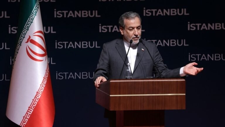 Ιράν:-Η-ασφάλεια-της-Αιγύπτου-“υψίστης-σημασίας”-για-την-Τεχεράνη,-δηλώνει-ο-Αραγτσί