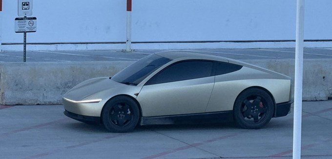 Tesla: Αύξηση στις παραδόσεις οχημάτων το β' τρίμηνο - 