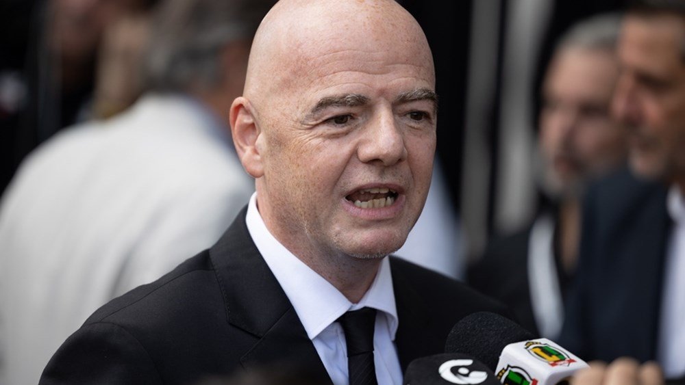 FIFA: “Κανείς δεν πουλάει το ποδόσφαιρο” – Προχωρά με το αμφιλεγόμενο επενδυτικό σχέδιο fifa:-“Κανείς-δεν-πουλάει-το-ποδόσφαιρο”-–-Προχωρά-με-το-αμφιλεγόμενο-επενδυτικό-σχέδιο