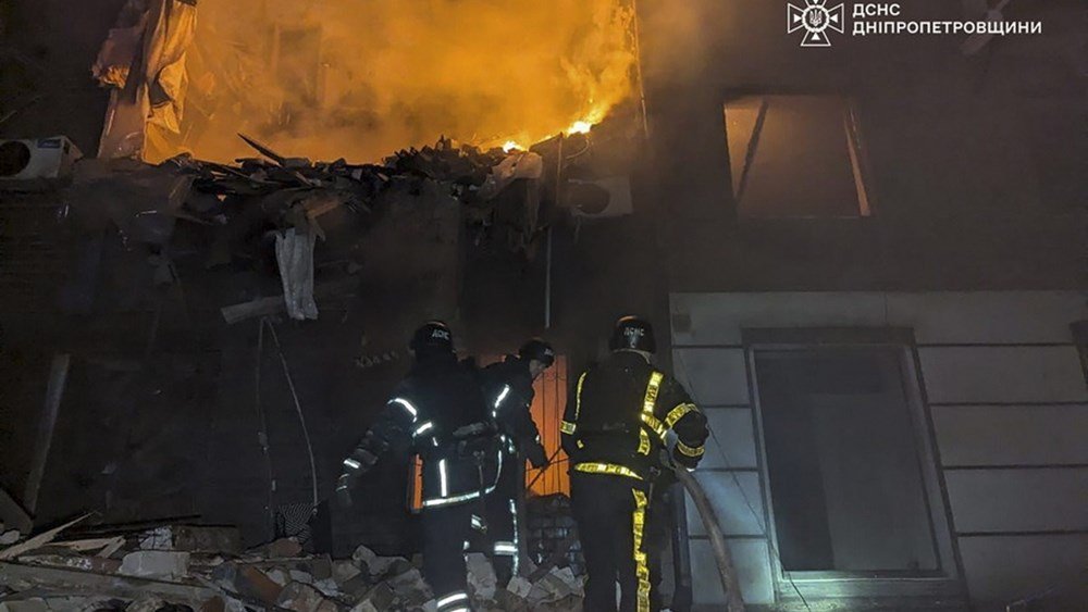 Ουκρανία: Εννέα νεκροί από νυχτερινή επιδρομή της Ρωσίας με βαλλιστικούς πυραύλους στο Κίεβο Ουκρανία:-Εννέα-νεκροί-από-νυχτερινή-επιδρομή-της-Ρωσίας-με-βαλλιστικούς-πυραύλους-στο-Κίεβο