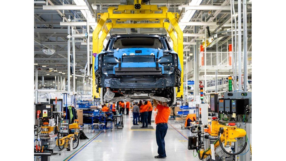 Πρωθυπουργός Ρουμανίας: Dacia και Ford σταματούν την παραγωγή έως τις 19 Αυγούστου λόγω επικείμενης κρίσης ηλεκτρικής ενέργειας Πρωθυπουργός-Ρουμανίας:-dacia-και-ford-σταματούν-την-παραγωγή-έως-τις-19-Αυγούστου-λόγω-επικείμενης-κρίσης-ηλεκτρικής-ενέργειας
