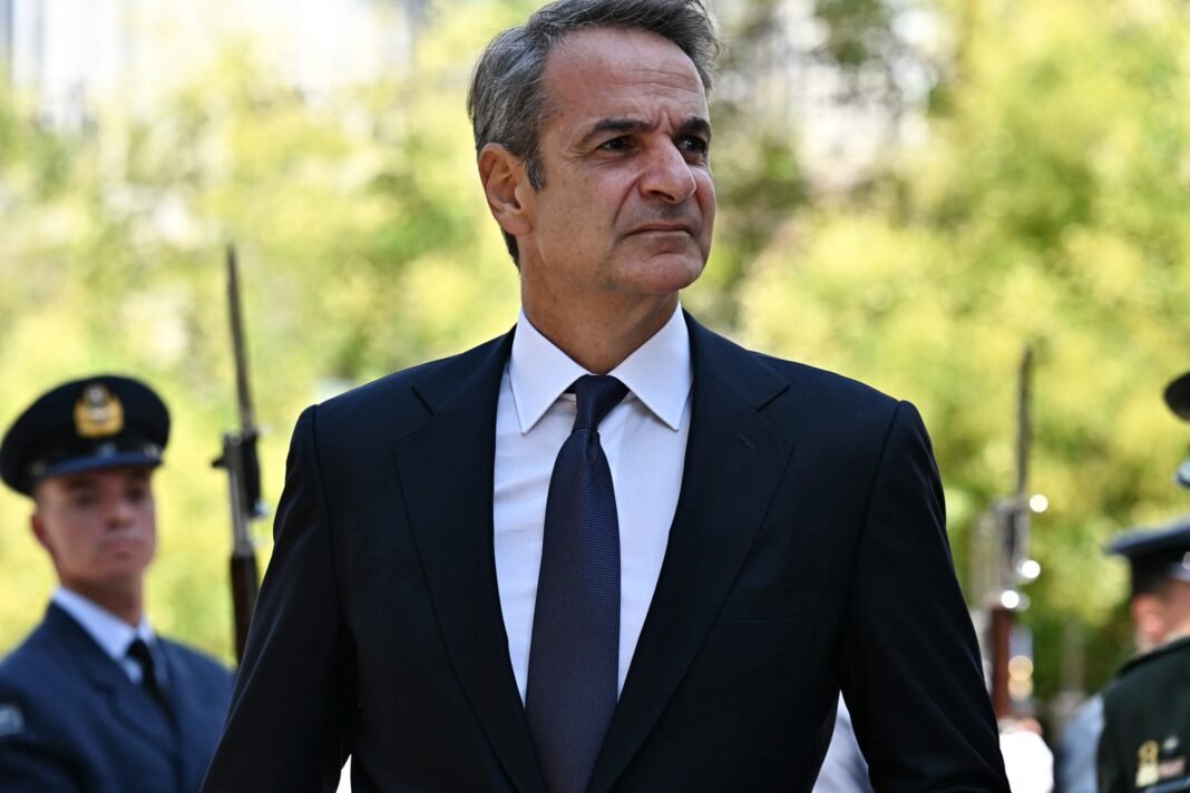 Κυριάκος Μητσοτάκης στον επικήδειο για τον Γιάννη Βαρβιτσιώτη: «Δεν πέρασε απλώς από τον δημόσιο βίο, αλλά μαζί με άλλους της γενιάς του τον σμίλεψε επί δεκαετίες» Κυριάκος-Μητσοτάκης-στον-επικήδειο-για-τον-Γιάννη-Βαρβιτσιώτη:-«Δεν-πέρασε-απλώς-από-τον-δημόσιο-βίο,-αλλά-μαζί-με-άλλους-της-γενιάς-του-τον-σμίλεψε-επί-δεκαετίες»