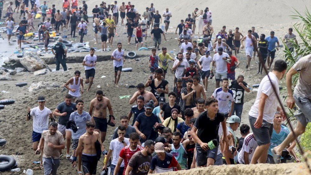 ΕΕ: Έκτακτη βοήθεια στην Ισπανία για την ενίσχυση των συνόρων στη Θέουτα ΕΕ:-Έκτακτη-βοήθεια-στην-Ισπανία-για-την-ενίσχυση-των-συνόρων-στη-Θέουτα