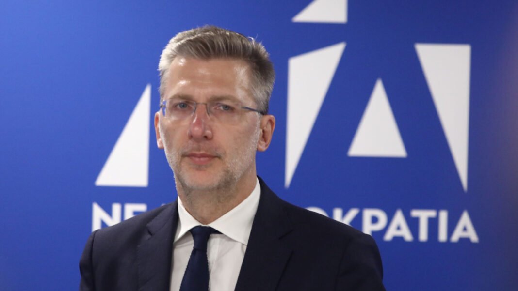 Σκέρτσος: Μην σταματήσουμε να επενδύουμε στην πρόληψη, η μεγαλύτερη τιμή στους νεκρούς πυροσβέστες και πιλότους Σκέρτσος:-Μην-σταματήσουμε-να-επενδύουμε-στην-πρόληψη,-η-μεγαλύτερη-τιμή-στους-νεκρούς-πυροσβέστες-και-πιλότους