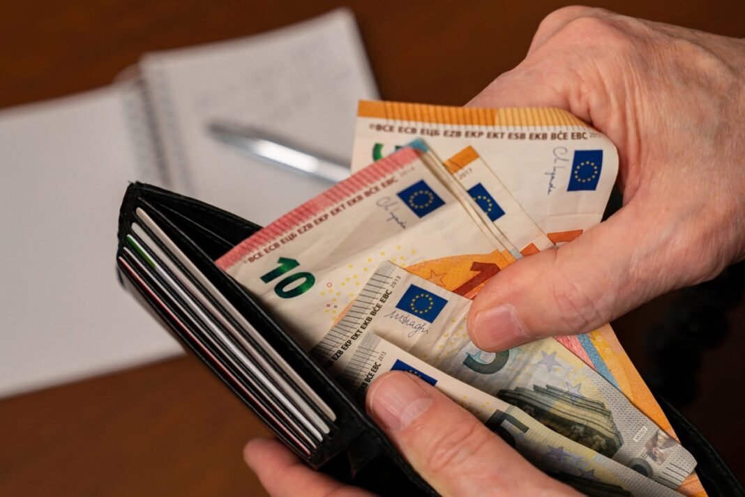 Έρχονται αυξήσεις σε χαμηλές συντάξεις: Ποια μέτρα-ανάσα εξετάζονται Έρχονται-αυξήσεις-σε-χαμηλές-συντάξεις:-Ποια-μέτρα-ανάσα-εξετάζονται