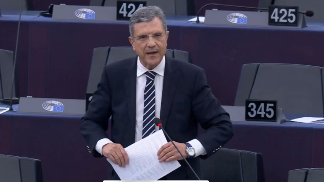 Ο Γ. Αυτιάς ζητά έλεγχο σε αγορές ακινήτων από τρίτες χώρες σε διασυνοριακές περιοχές Ο-Γ.-Αυτιάς-ζητά-έλεγχο-σε-αγορές-ακινήτων-από-τρίτες-χώρες-σε-διασυνοριακές-περιοχές