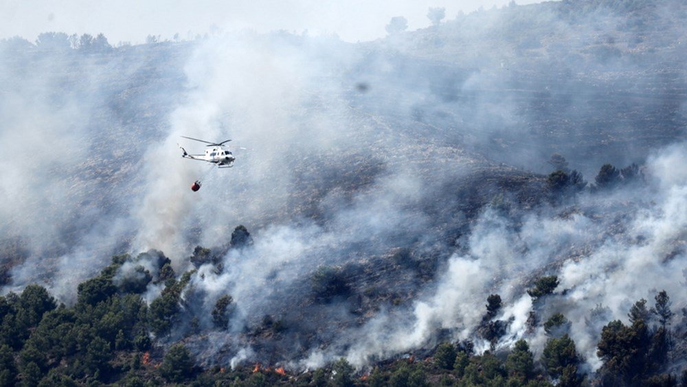 Ισπανία: Μάχη με τις φλόγες σε μεγάλη πυρκαγιά στην Ανδαλουσία Ισπανία:-Μάχη-με-τις-φλόγες-σε-μεγάλη-πυρκαγιά-στην-Ανδαλουσία