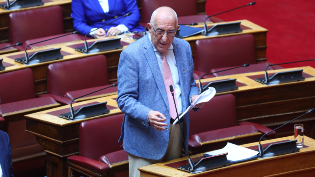 Κακλαμάνης για Στέλιο Ράμφο: «Η πνευματική ζωή του τόπου μας έχασε έναν πολύτιμο εκπρόσωπό της» Κακλαμάνης-για-Στέλιο-Ράμφο:-«Η-πνευματική-ζωή-του-τόπου-μας-έχασε-έναν-πολύτιμο-εκπρόσωπό-της»