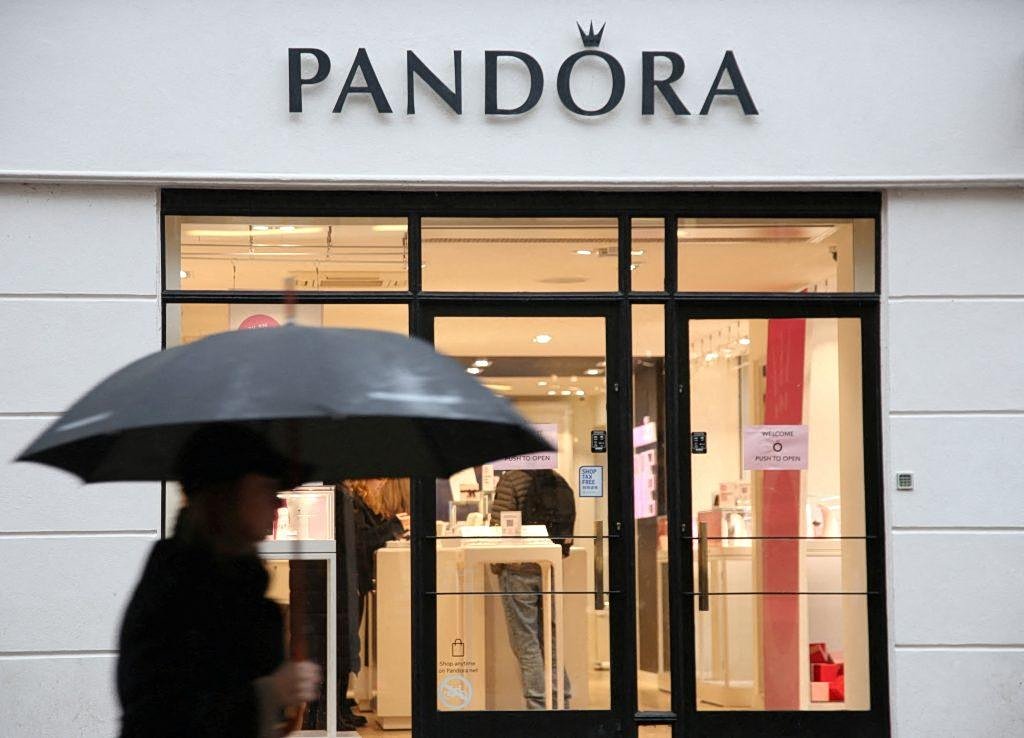 Pandora: Πάνω από 3 εκατ. ευρώ τα EBITDA το 2025 – Με αμείωτη ένταση η επέκταση του δικτύου pandora:-Πάνω-από-3-εκατ.-ευρώ-τα-ebitda-το-2025-–-Με-αμείωτη-ένταση-η-επέκταση-του-δικτύου