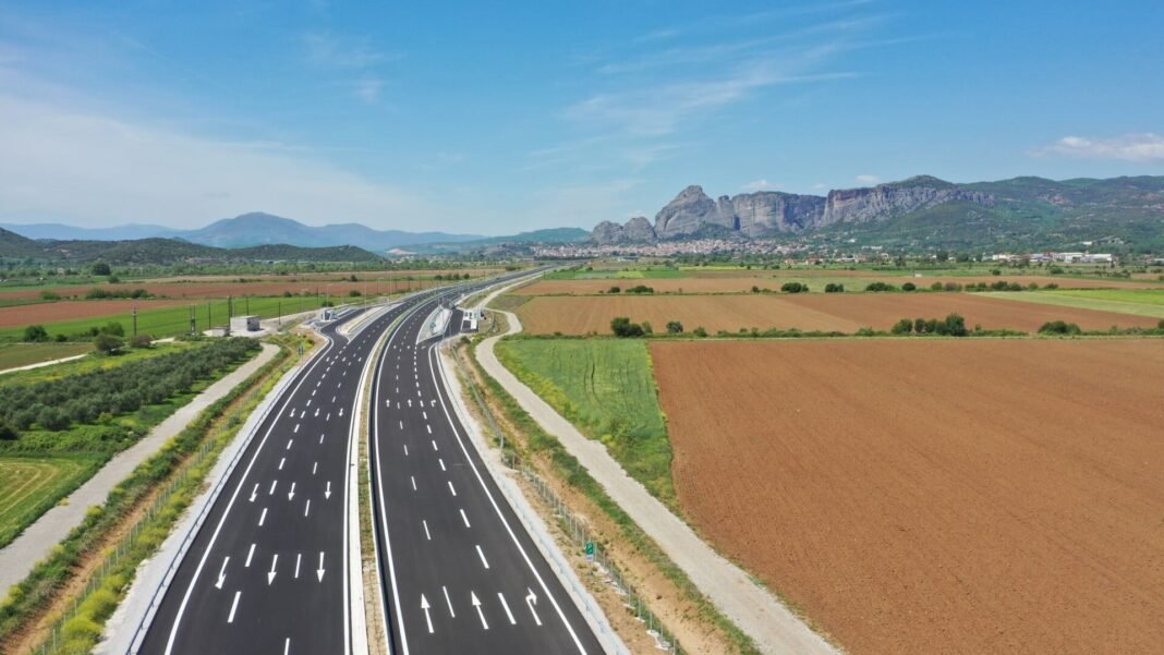 Ε65: Το αναπτυξιακό αποτύπωμα του αυτοκινητόδρομου – Ποιες περιοχές ωφελούνται περισσότερο Ε65:-Το-αναπτυξιακό-αποτύπωμα-του-αυτοκινητόδρομου-–-Ποιες-περιοχές-ωφελούνται-περισσότερο