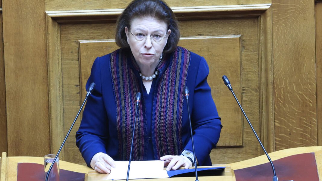 Μενδώνη για Τσουκαλά: «Η απώλειά του μας στερεί έναν από τους σύγχρονους διανοούμενους» Μενδώνη-για-Τσουκαλά:-«Η-απώλειά-του-μας-στερεί-έναν-από-τους-σύγχρονους-διανοούμενους»
