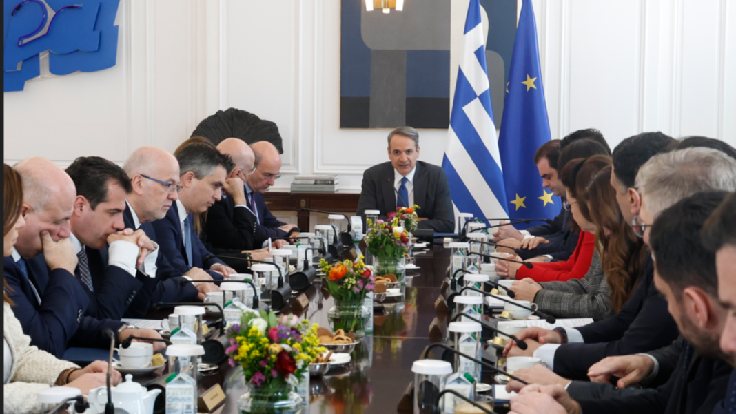 Σε φουλ ρυθμούς επιστρέφει η κυβέρνηση – Υπουργικό τη Δευτέρα με Ταμείο Ανάκαμψης και ΔΕΘ στην ατζέντα Σε-φουλ-ρυθμούς-επιστρέφει-η-κυβέρνηση-–-Υπουργικό-τη-Δευτέρα-με-Ταμείο-Ανάκαμψης-και-ΔΕΘ-στην-ατζέντα