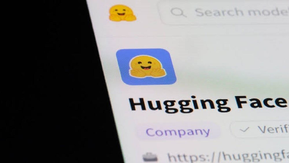Hugging Face: Εξετάζει πώληση με αποτίμηση άνω των 13 δισ. δολαρίων hugging-face:-Εξετάζει-πώληση-με-αποτίμηση-άνω-των-13-δισ.-δολαρίων