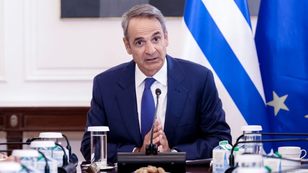 Μητσοτάκης:-Έτοιμοι-ανά-πάσα-στιγμή-να-προασπίσουμε-την-κυριαρχία-μας-–-Οι-εξ-ανατολών-αντιδράσεις-δεν-μας-επηρεάζουν